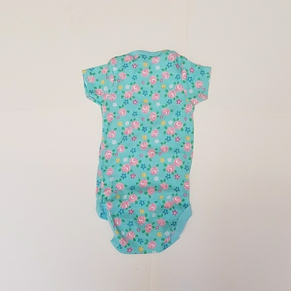 Gerber 3 to 6 month onesie - Picture 2 of 3